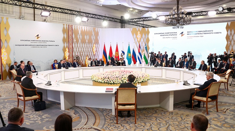 Girlknights.com порно